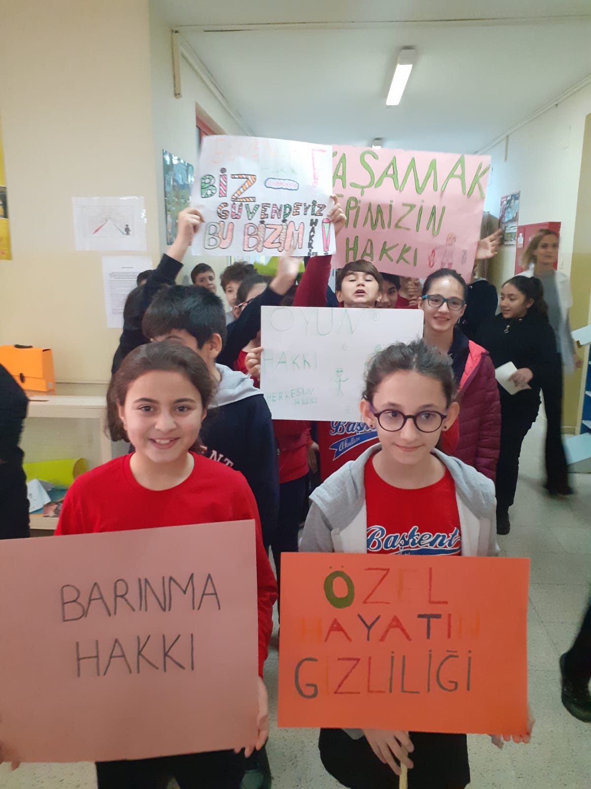 “İnsanım, Haklarımla Varım” Sergisi